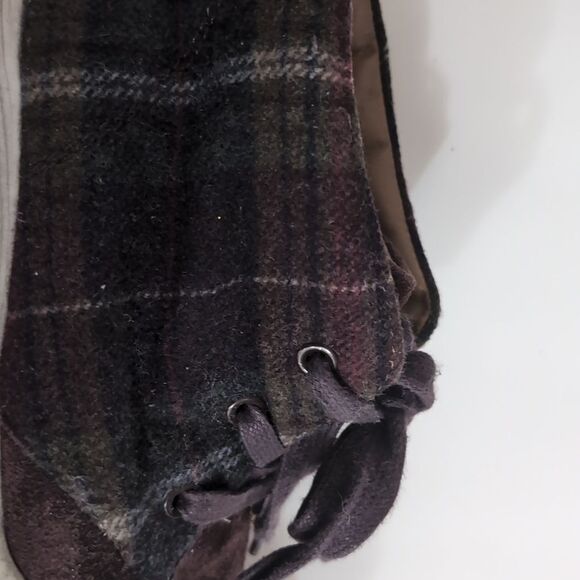 Wool plaid and leather chukka boots size 7 - Picture 2 of 4